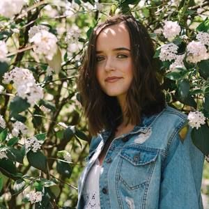 Meet your Posher, Avery